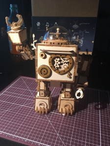 Конструктор Robotime - Робот Orpheus