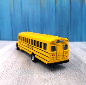 Школьный автобус (модель)